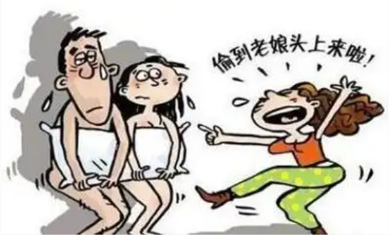 长沙市出轨取证：伴侣出轨时还在死缠烂打？聪明男人都用这3招让她乖乖回头